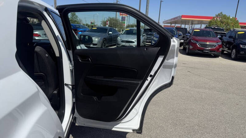 2017 Chevrolet Equinox LS