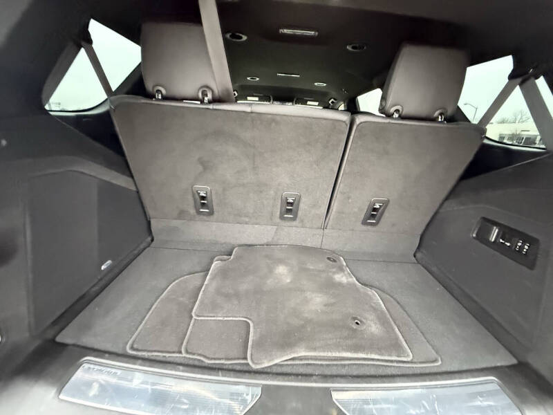 2022 Cadillac Escalade Luxury