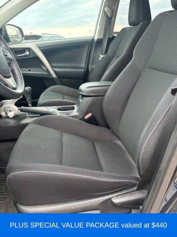 2017 Toyota RAV4 XLE