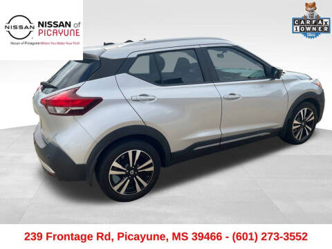 2020 Nissan Kicks SR