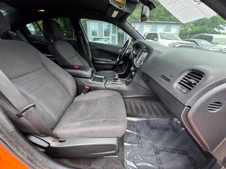 2014 Dodge Charger SXT