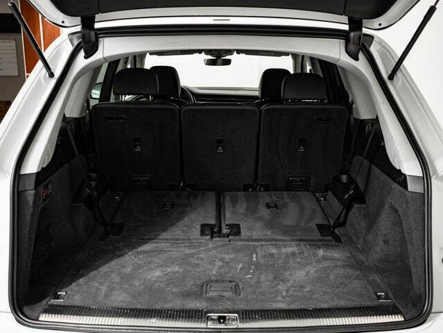 2022 Audi Q7 quattro Premium Plus 55 TFSI