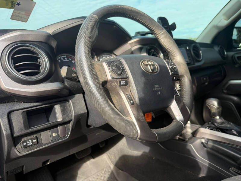 2018 Toyota Tacoma SR5 V6