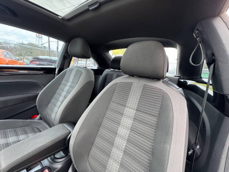 2013 Volkswagen Beetle Turbo Fender Edition