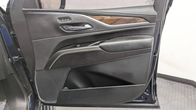 2021 Cadillac Escalade ESV Premium Luxury Platinum