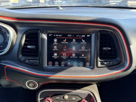 2017 Dodge Challenger SXT