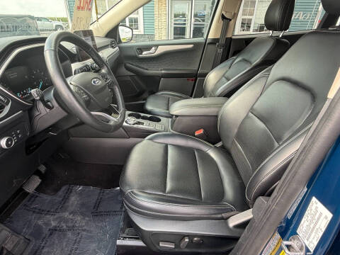 2020 Ford Escape SEL