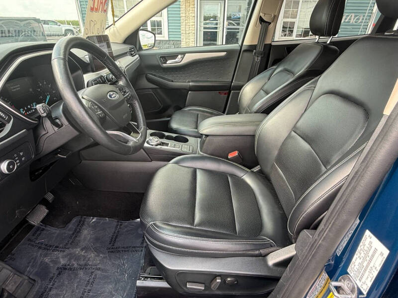 2020 Ford Escape SEL