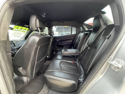 2013 Chrysler 200 Limited