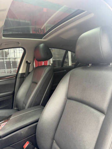2016 BMW 5 Series 528i