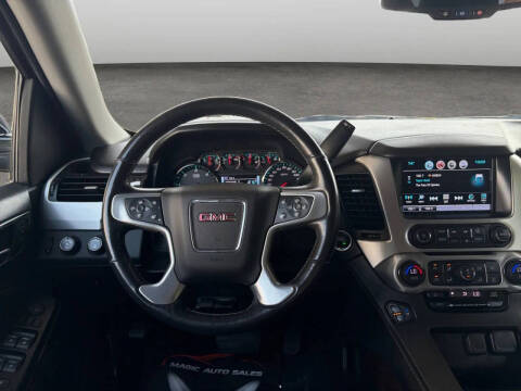 2017 GMC Yukon SLT