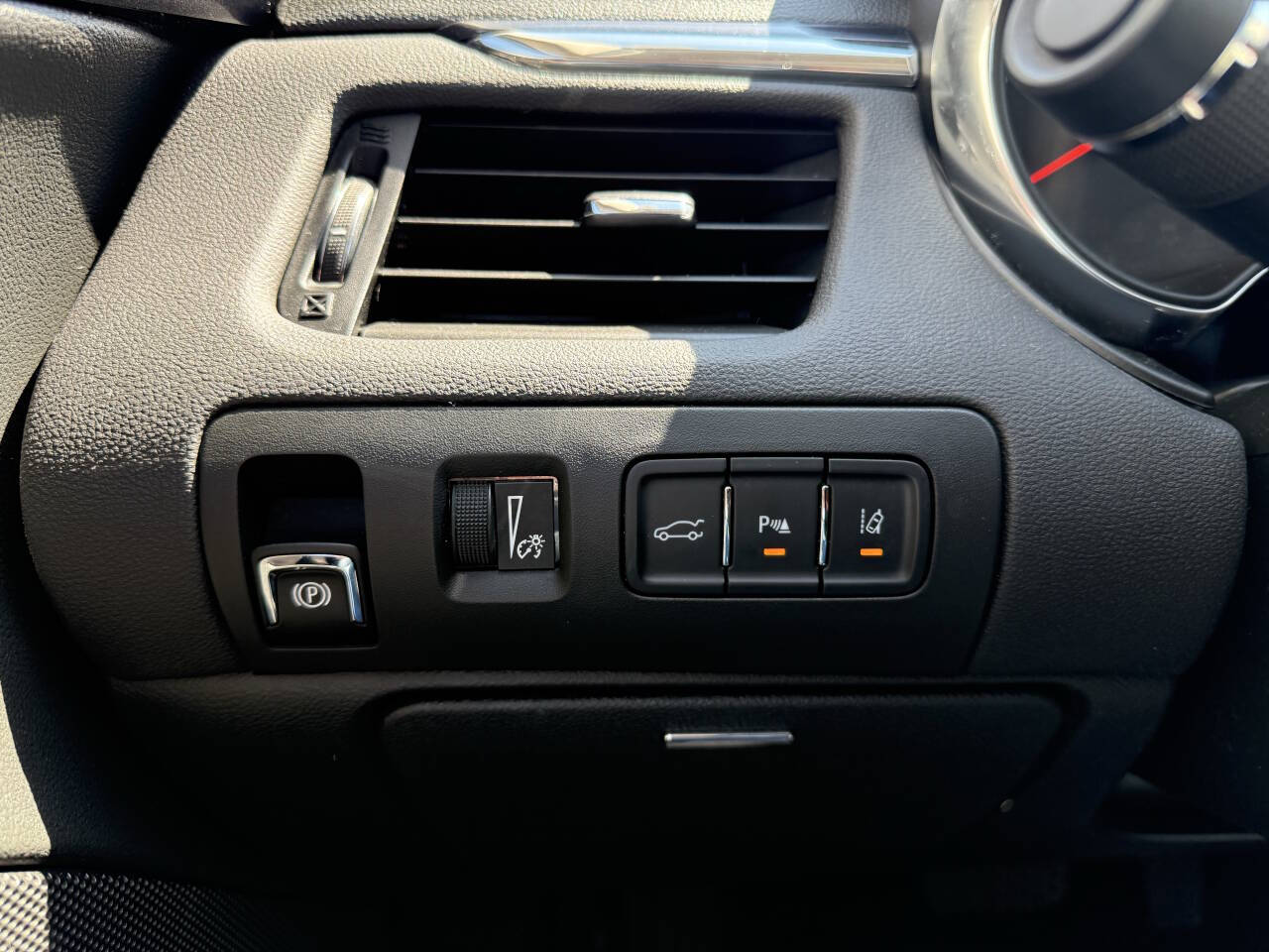 2017 Chevrolet Impala Premier photo 24