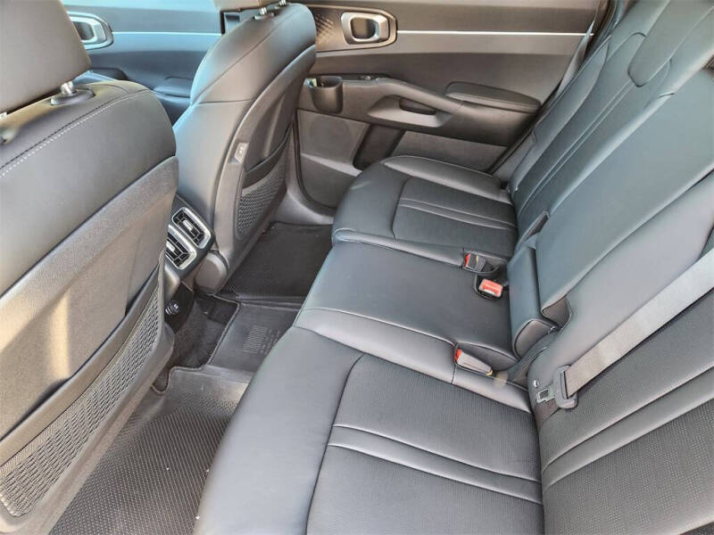 2026 Kia Sorento Hybrid EX