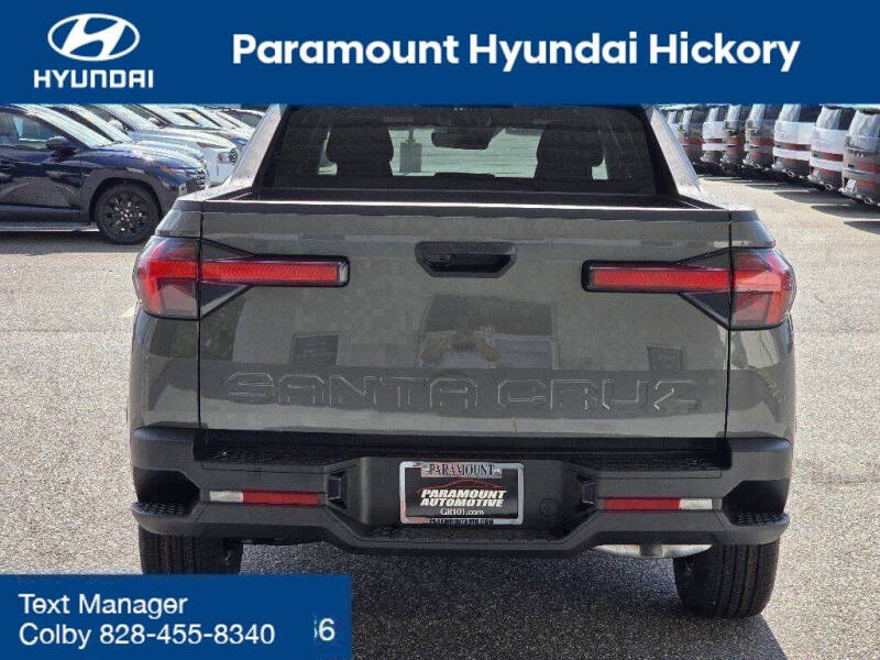 2025 Hyundai Santa Cruz SE