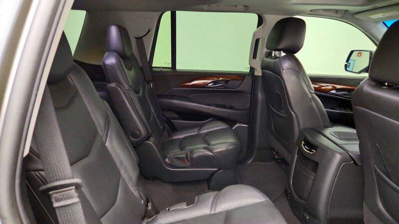 2020 Cadillac Escalade Luxury
