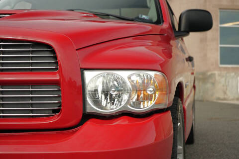 2005 Dodge Ram 1500 SRT-10