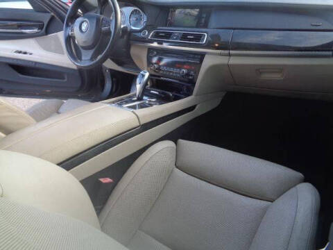 2012 BMW 7 Series 740Li