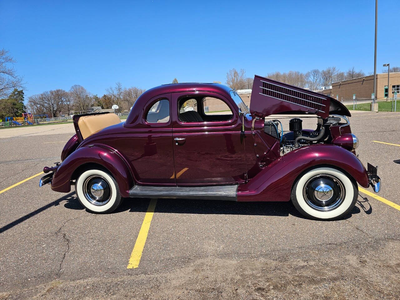 1936 Ford 68 5 Window Coupe 399