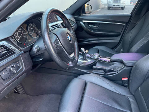 2017 BMW 3 Series 330i xDrive