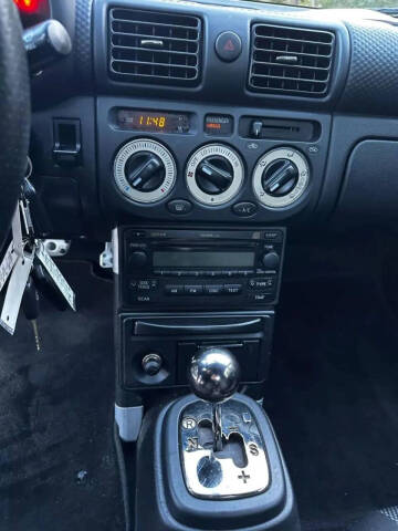 2005 Toyota MR2 Spyder