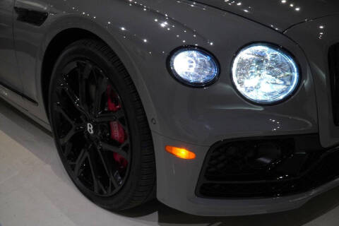 2023 Bentley Flying Spur V8