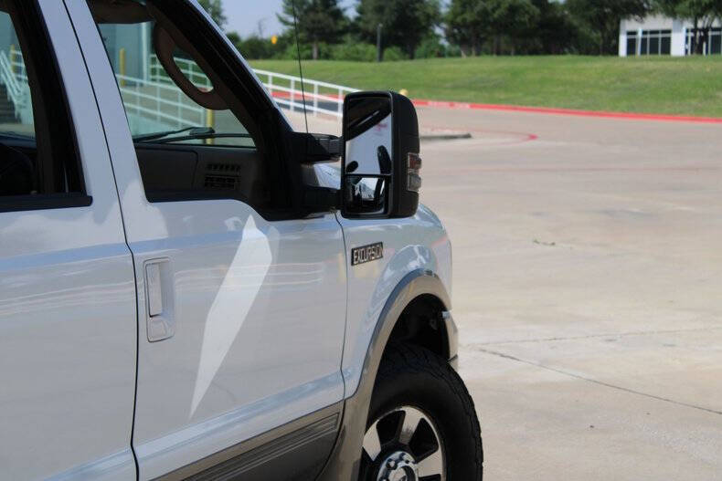 2005 Ford Excursion Eddie Bauer