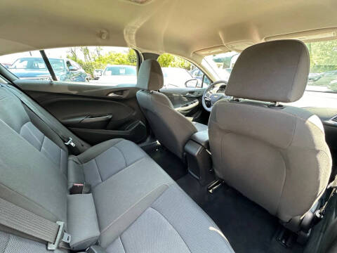 2018 Chevrolet Cruze LS Auto