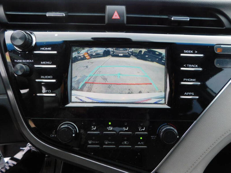 2018 Toyota Camry LE