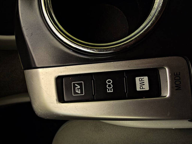 2014 Toyota Prius v