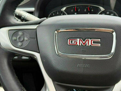 2017 GMC Acadia SLT-1