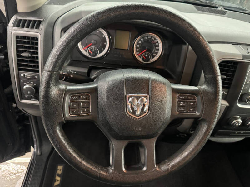 2017 RAM 1500 Express