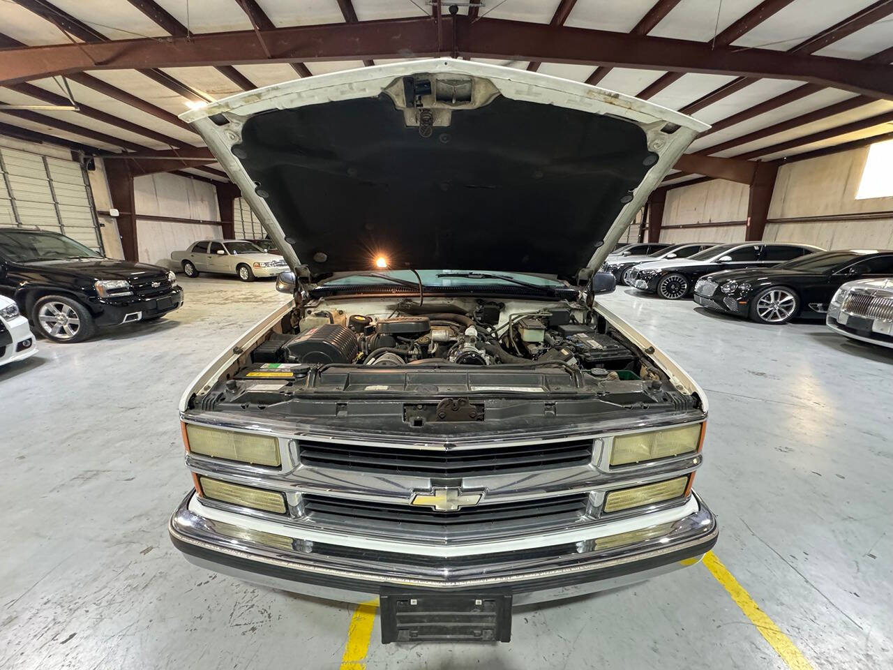 2000 Chevrolet C/K 3500 Series for sale at Carnival Car Company in Victoria, TX