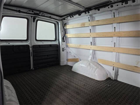 2024 GMC Savana 2500