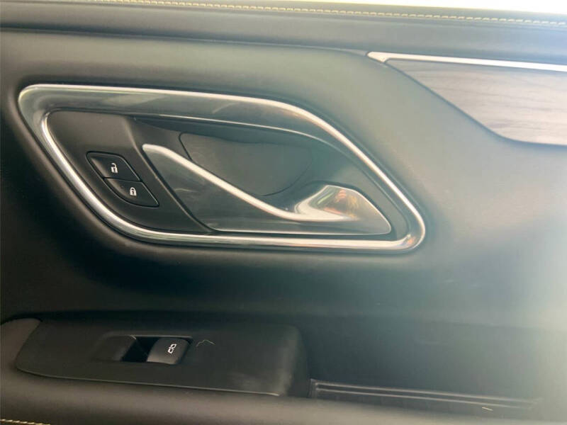 2022 GMC Yukon XL SLT