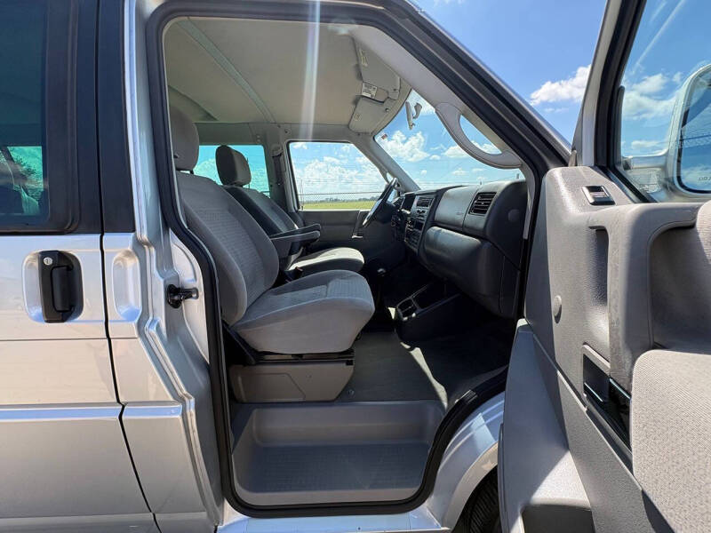 2002 Volkswagen EuroVan MV