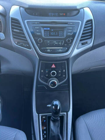 2016 Hyundai Elantra