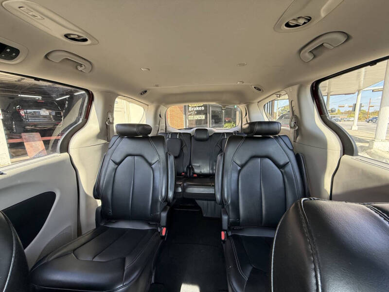 2021 Chrysler Voyager LXi