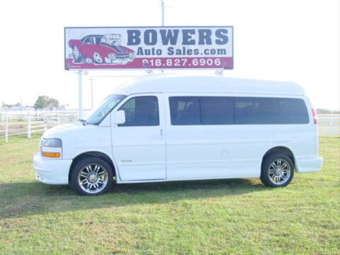 2014 GMC Savana Cargo for sale at BOWERS AUTO SALES in Mounds OK