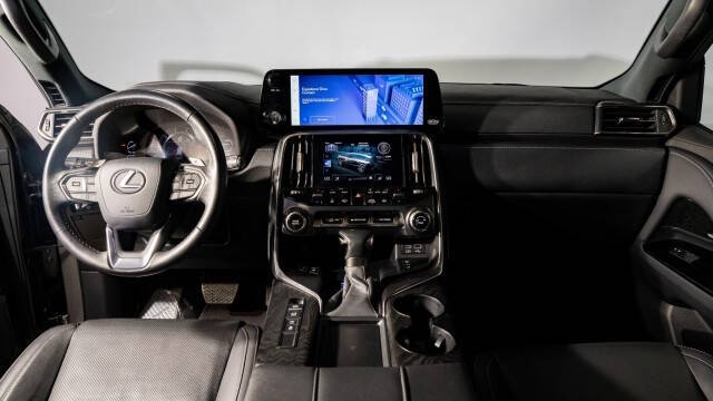 2023 Lexus LX 600 Premium