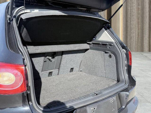 2011 Volkswagen Tiguan S