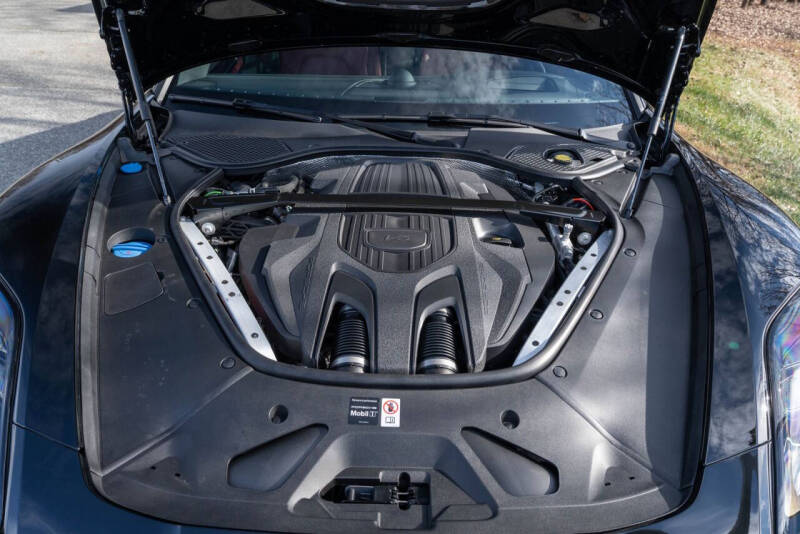 2026 Porsche Panamera 4