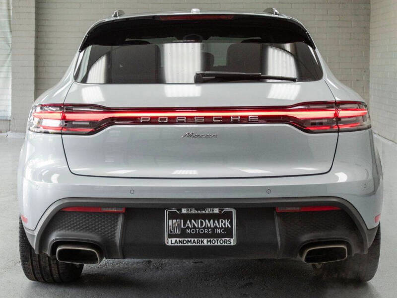 2024 Porsche Macan T