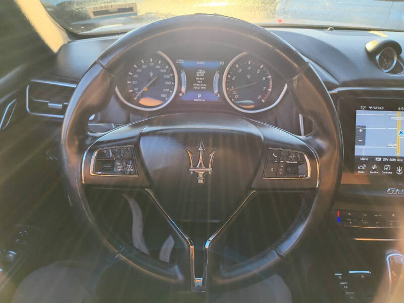 2017 Maserati Ghibli