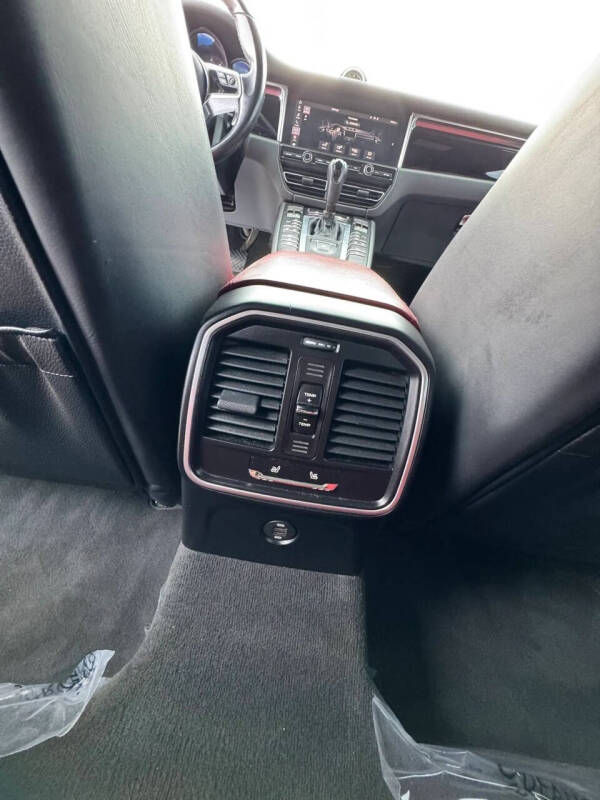 2019 Porsche Macan