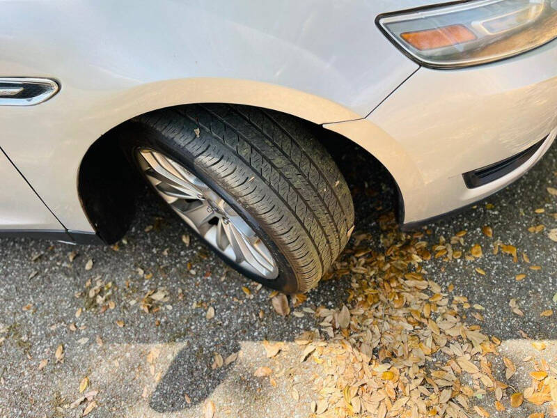 2013 Ford Taurus Limited