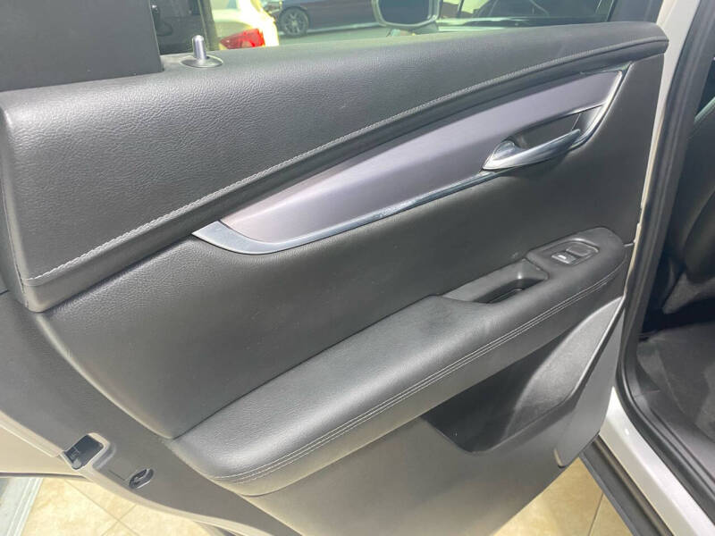 2020 Cadillac XT5 Luxury