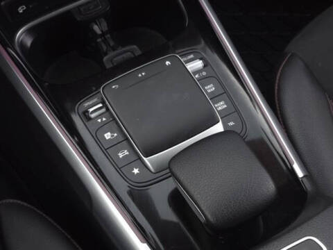 2022 Mercedes-Benz GLB GLB 250