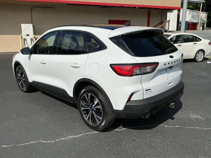 2022 Ford Escape SEL