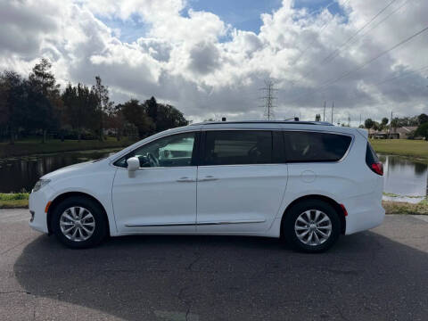 2018 Chrysler Pacifica Touring L