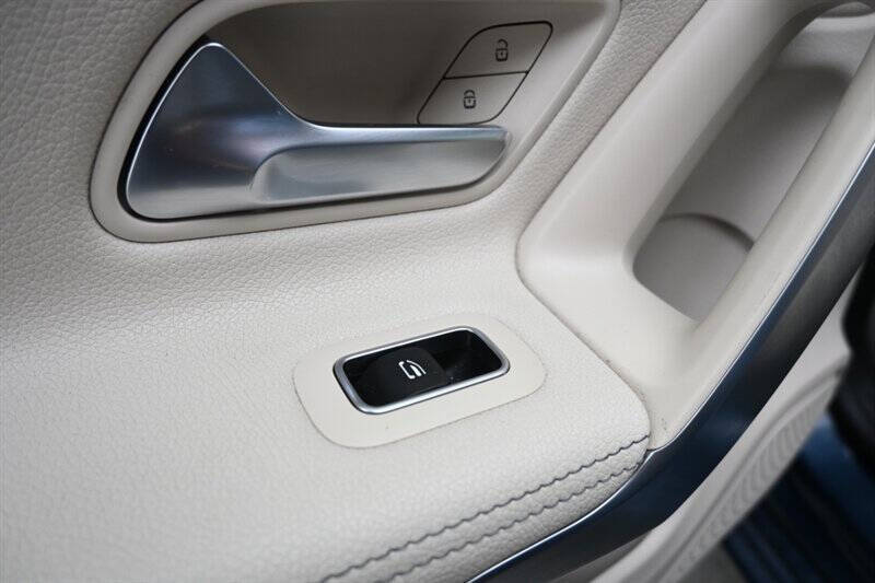 2020 Mercedes-Benz A-Class A 220